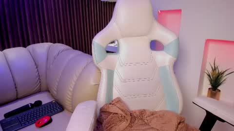 camila_martinez9 online show from 07/24/26, 03:54