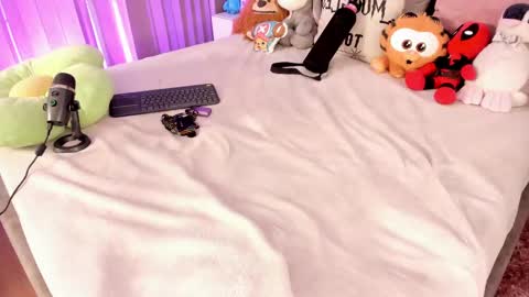 Camila online show from 03/03/25, 02:47