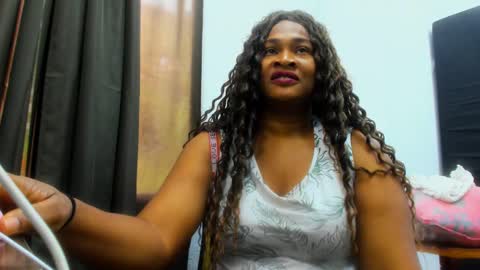 Camila online show from 02/14/25, 07:12