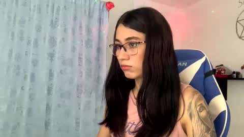 Camila online show from 11/03/25, 06:42