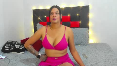 Camila online show from 04/22/26, 02:58