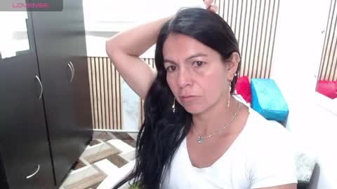 Snapshot of camila_vargas_ chatting on 05/30/26, 06:49 Camila Vargas online show from 05/30/26, 06:49