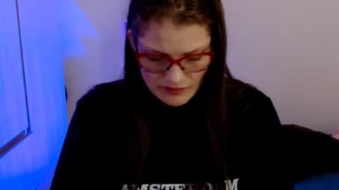 Camila ventura online show from 02/12/26, 09:32