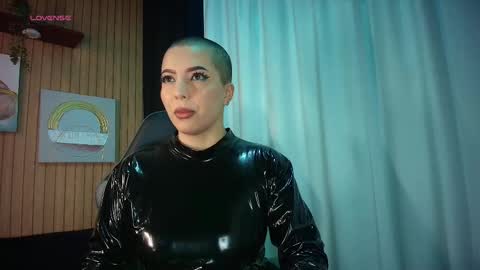    online show from 01/12/26, 09:14