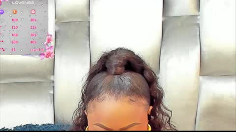 camila benitez online show from 04/23/26, 12:04