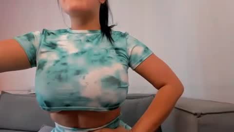 camila  online show from 03/19/26, 06:45