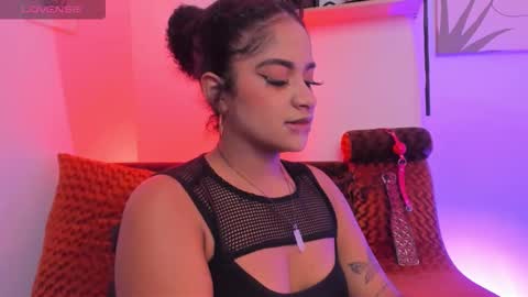 Snapshot of camilafoox7 chatting on 12/18/25, 04:29 Camila Foox online show from 12/18/25, 04:29