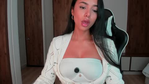 Camila online show from 02/04/26, 08:14