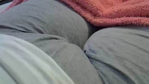 flash 50 tokens BIG CLIT  tits pussy. masturbation big clit 150 tokens fingers inside pussy 1000 tk  pump big clit 300 tk online show from 03/13/26, 08:48