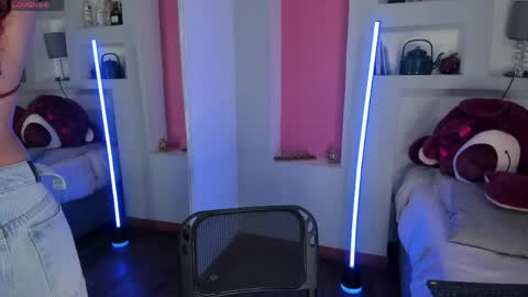 Camila  online show from 04/23/26, 12:29