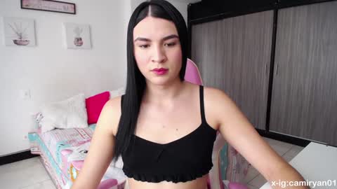 X IGcamiryan01 online show from 01/29/25, 06:39