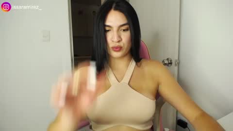 X IGcamiryan01 online show from 04/21/26, 10:45