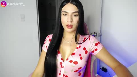 X IGcamiryan01 online show from 04/23/26, 12:12