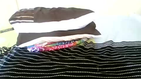 camillla15 online show from 01/18/25, 09:24