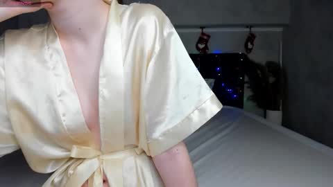 Camilla online show from 12/15/25, 01:10