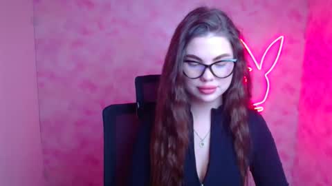 Camilla online show from 12/19/25, 12:56