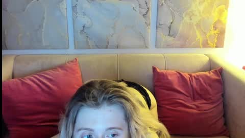 camilladreamer online show from 04/19/26, 04:28