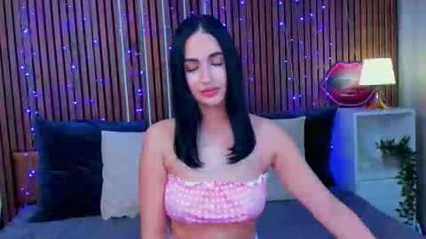 Camilla online show from 03/08/26, 07:06