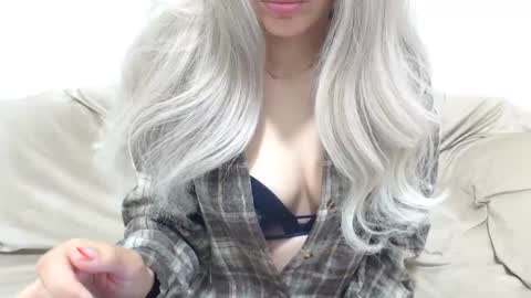 CamilleBunny online show from 04/23/26, 02:35