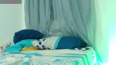 camilo_contre21 online show from 01/12/25, 02:45