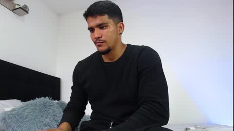 camilo_contre21 online show from 11/10/25, 06:51