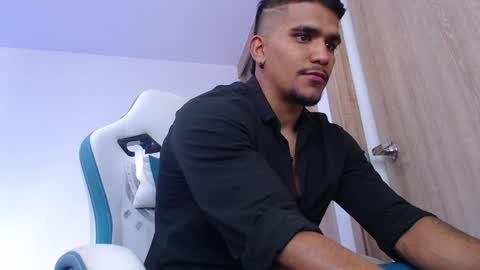 camilo_contre21 online show from 03/31/26, 06:19