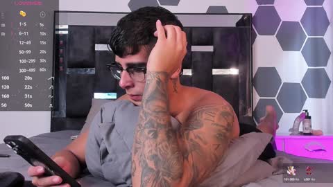   INDEPENDENT MODEL online show from 02/02/25, 03:07