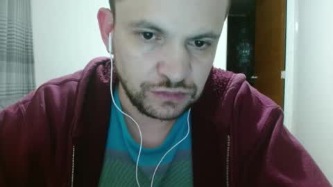 Snapshot of camiloking17 chatting on 12/03/24, 02:58 camilo online show from 12/03/24, 02:58