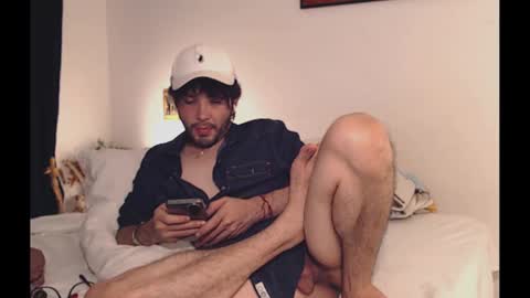 Snapshot of camilosaennz chatting on 01/13/25, 07:00 camilo online show from 01/13/25, 07:00