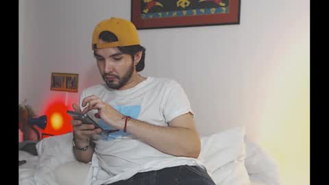 Snapshot of camilosaennz chatting on 01/17/25, 12:53 camilo online show from 01/17/25, 12:53