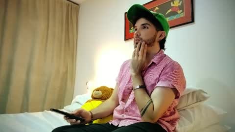 Snapshot of camilosaennz chatting on 01/26/25, 10:57 camilo online show from 01/26/25, 10:57