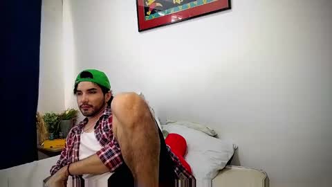 Snapshot of camilosaennz chatting on 03/10/25, 10:24 camilo online show from 03/10/25, 10:24