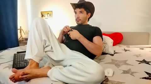 camilo online show from 04/12/26, 09:53