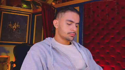 CLICK HERE  --   online show from 12/19/24, 11:29