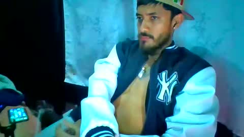 camisitas737 online show from 02/18/26, 08:43