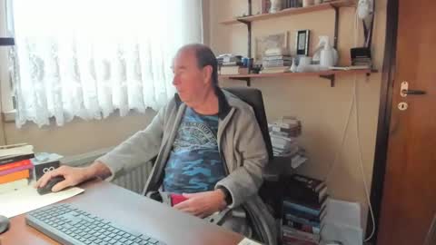 Cammee online show from 02/06/25, 09:11