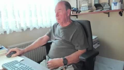 Cammee online show from 12/02/25, 08:08