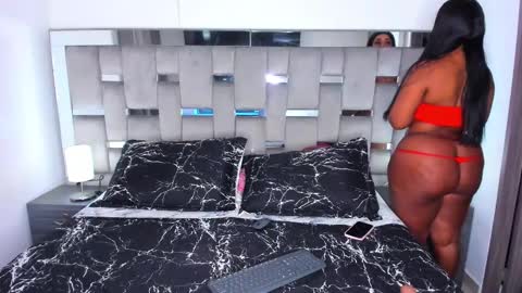 Camila online show from 09/18/25, 10:28