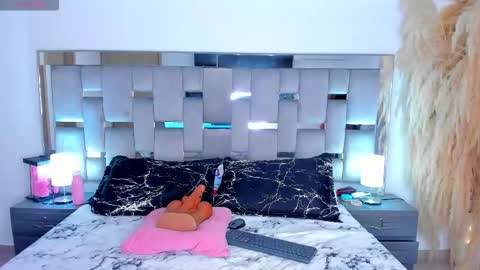 Camila online show from 03/17/26, 04:43