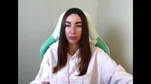 cammila horn online show from 03/03/26, 06:19