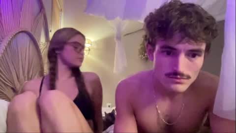 camncaroline online show from 09/17/25, 01:51