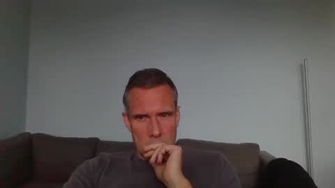 Snapshot of camslave74xx chatting on 01/28/25, 10:34 camslave74xx online show from 01/28/25, 10:34