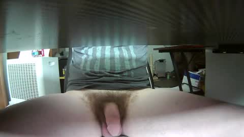Snapshot of camthat27 chatting on 08/06/26, 08:55 camthat27 online show from 08/06/26, 08:55