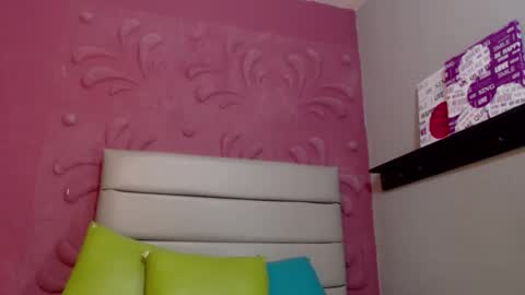 Snapshot of camy_cherry707rs chatting on 12/18/25, 01:44 camy cherry707rs online show from 12/18/25, 01:44