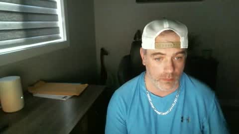 Snapshot of canadianboi6969 chatting on 05/01/26, 01:32 CanadianBacon6969 online show from 05/01/26, 01:32