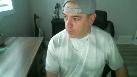 Snapshot of canadianboi6969 chatting on 05/04/26, 07:10 CanadianBacon6969 online show from 05/04/26, 07:10