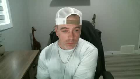 Snapshot of canadianboi6969 chatting on 05/21/26, 11:12 CanadianBacon6969 online show from 05/21/26, 11:12
