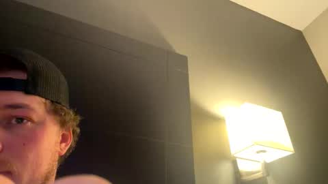 canadianboy962 online show from 03/19/26, 06:39