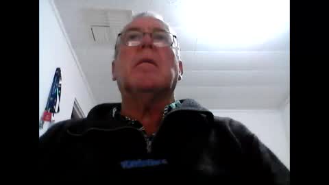 Snapshot of canberian chatting on 04/08/26, 02:00 Canberian online show from 04/08/26, 02:00