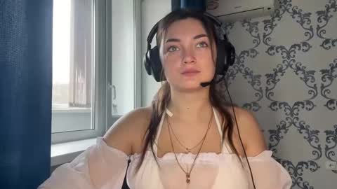 Kate online show from 11/30/25, 08:29